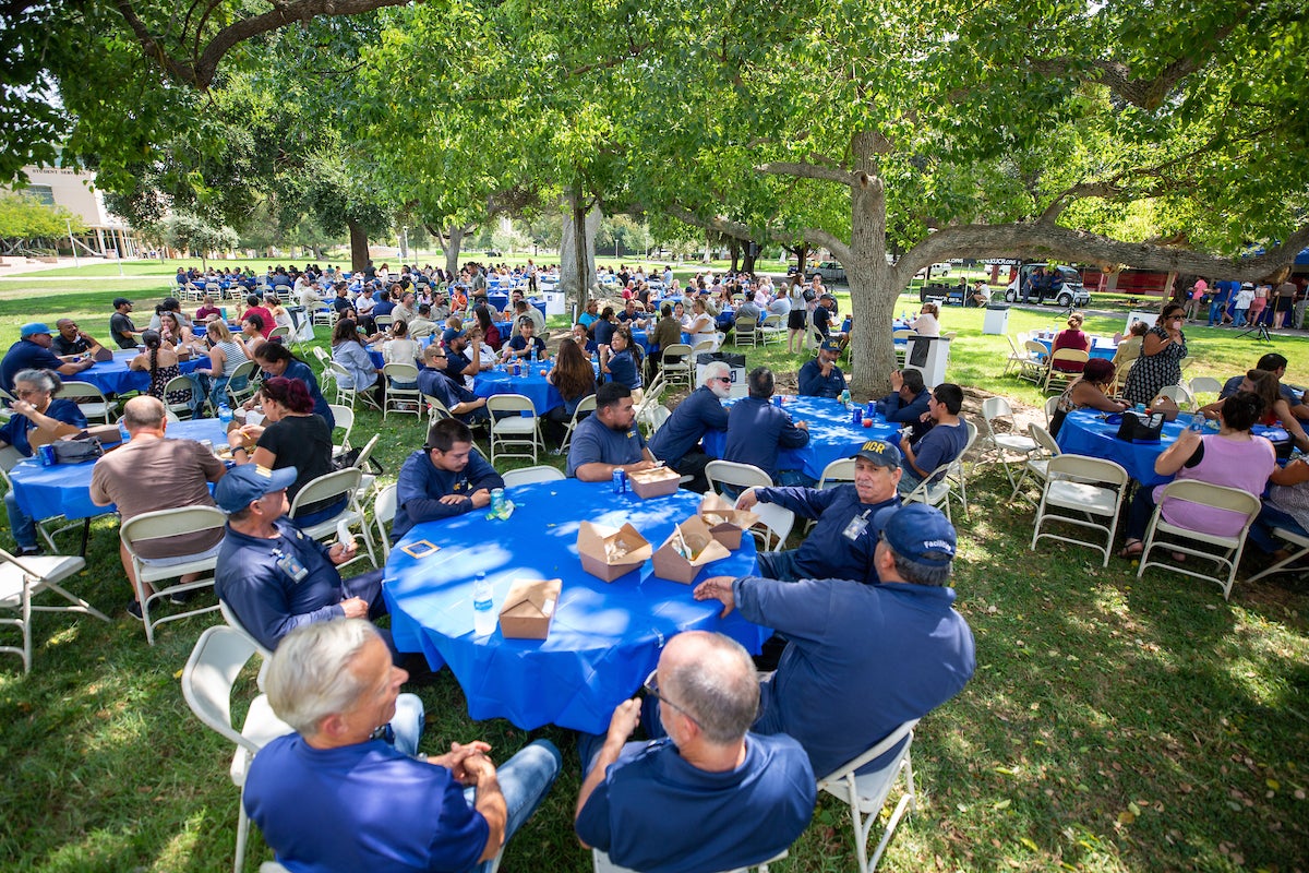 Picnic kicks off fall quarter Inside UCR UC Riverside